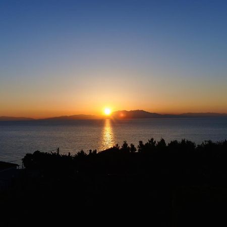 Villa Kariba House - Sunset View Nea Poteidaia Exterior foto